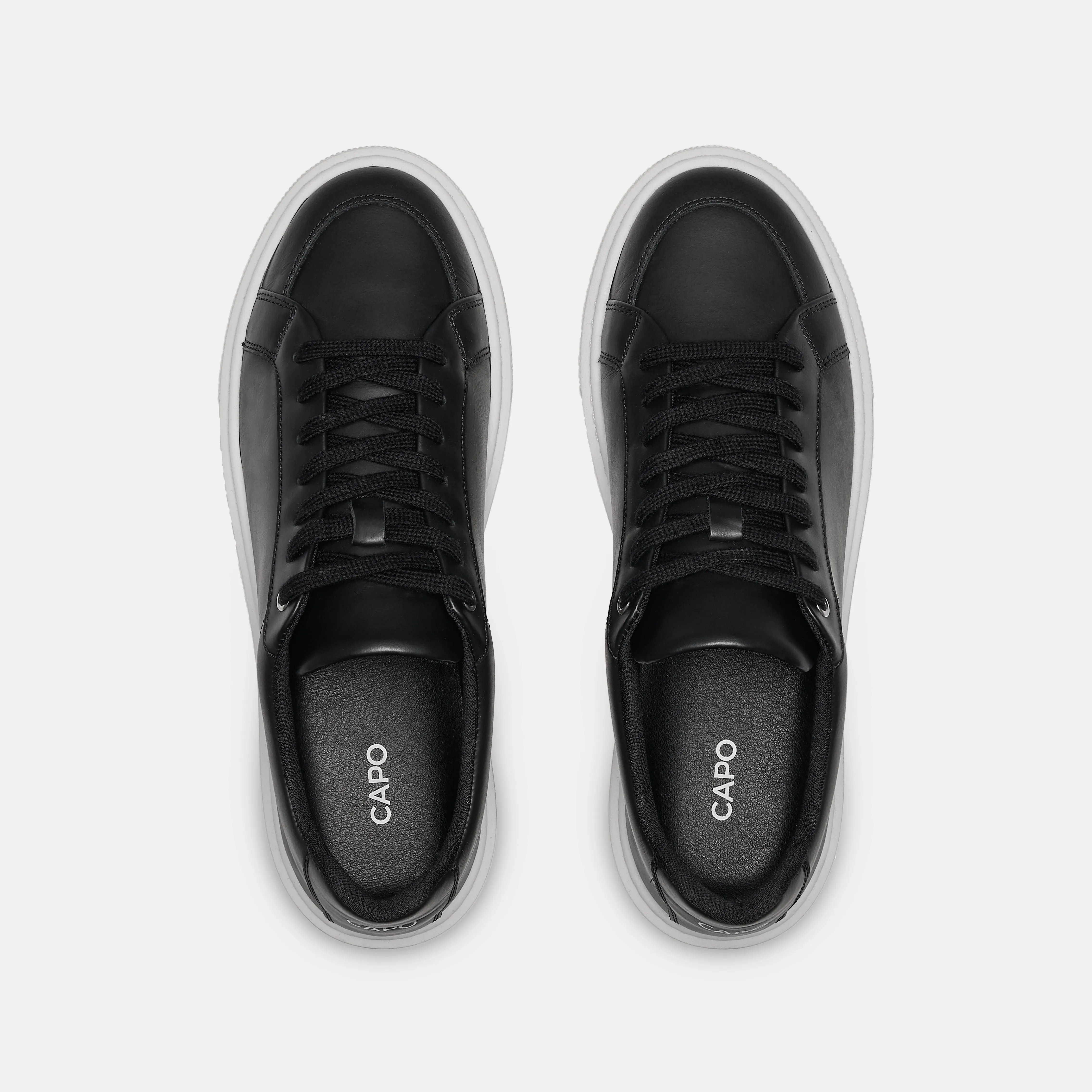 Capo ESSENTIAL Trainer - Black/White