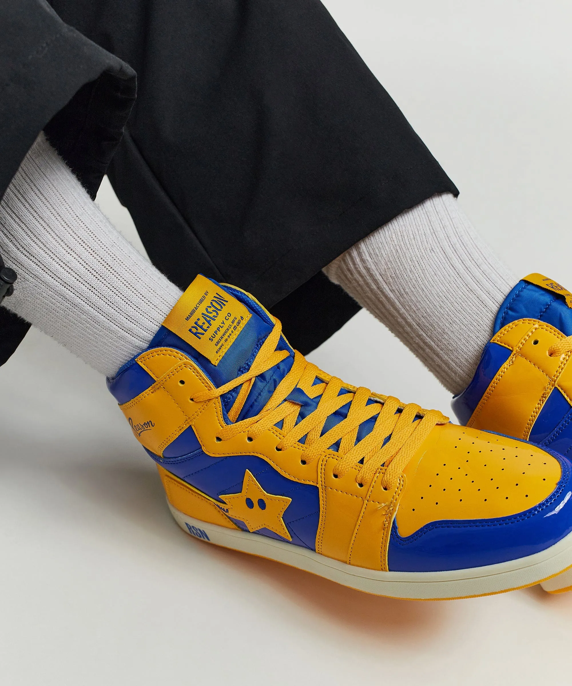 Shooting Star Sneakers - Yellow